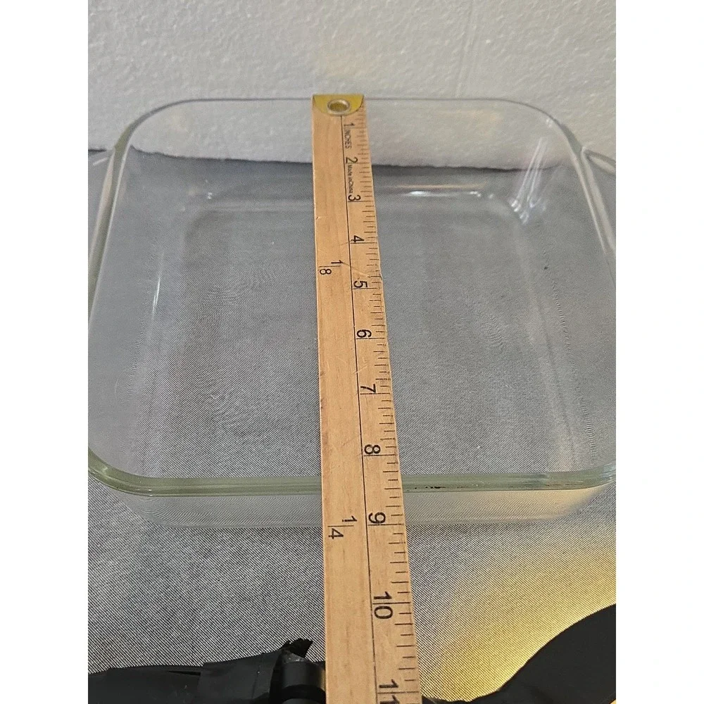 Pyrex brand corning